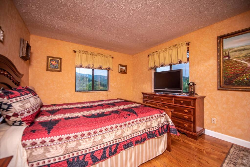 City & Mountain View 5 Mins From Downtown Gatlinburg Exterior foto